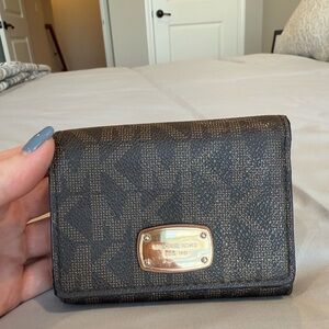 Michael Kors Signature Logo Wallet - Brown